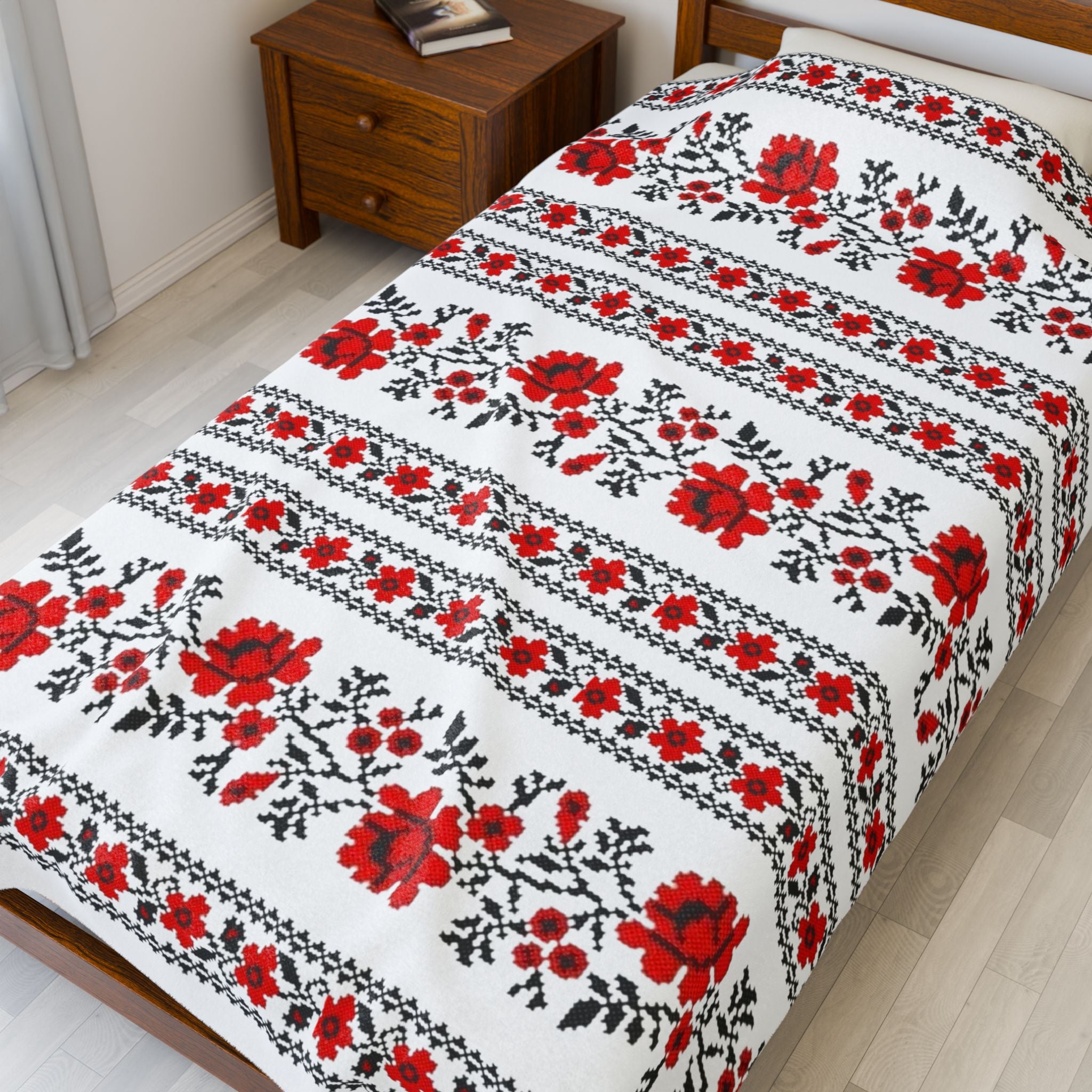 Red Rose Floral Pattern Velveteen Plush Blanket | Striped Botanical Throw