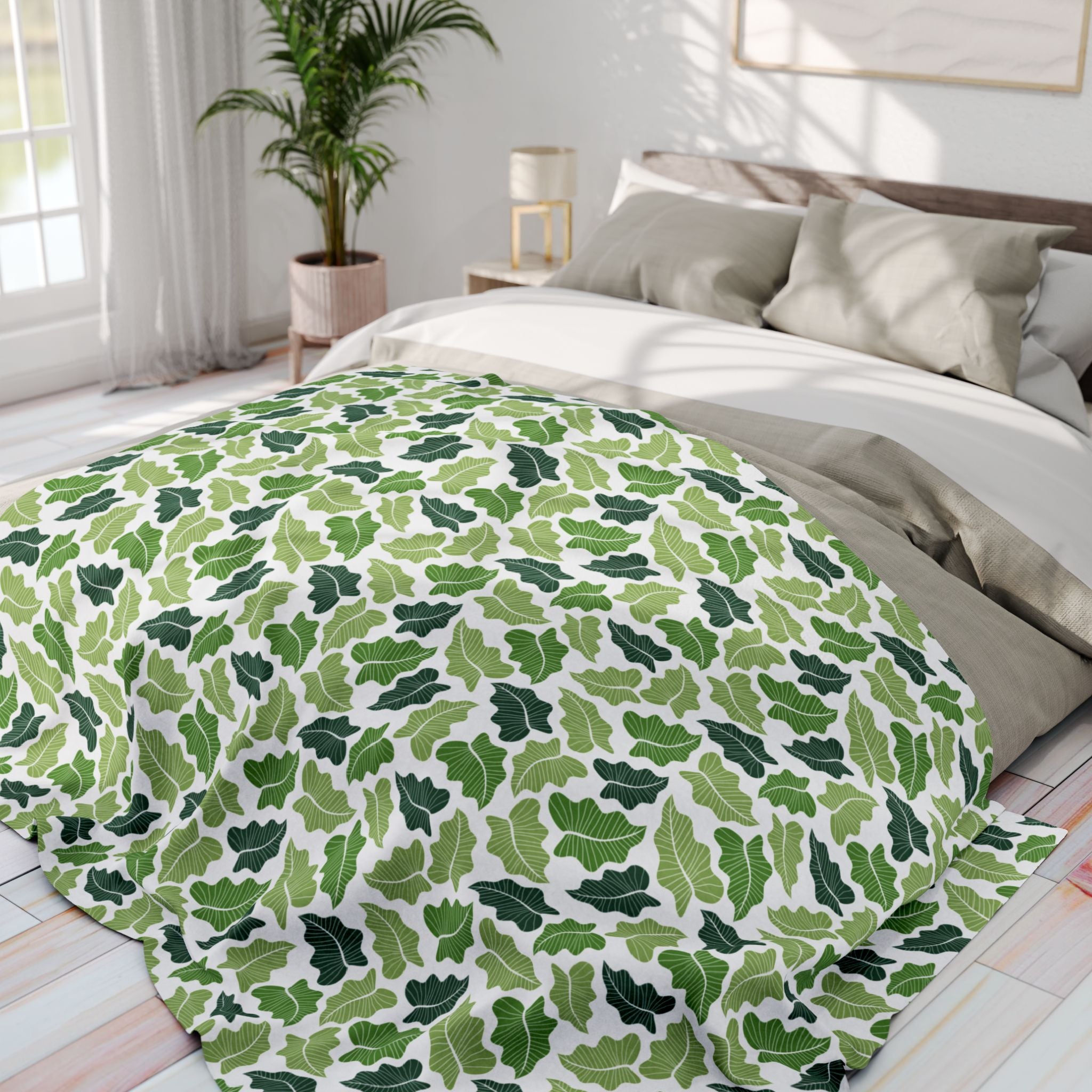 Green Leaves Fleece Blanket