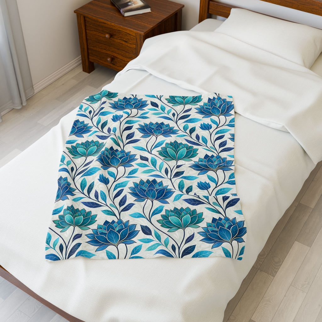 Blue Floral Velveteen Plush Blanket – Soft Lotus Pattern Throw for Cozy Home, Living Room, or Gift