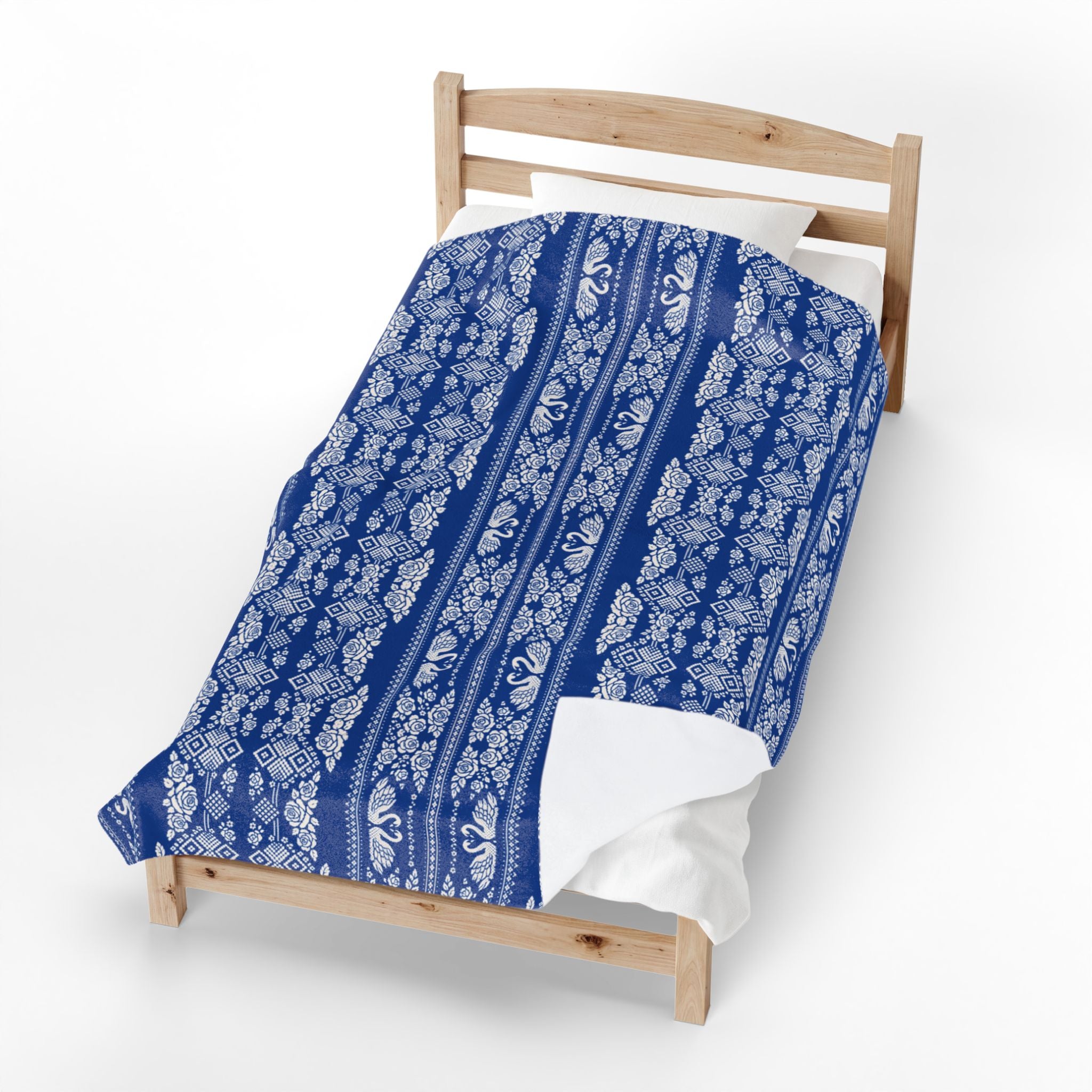 Wedding Swans Plush Blanket  Soft Velveteen Throw, Blue  White, Home Decor, Bedroom, Living room, Housewarming