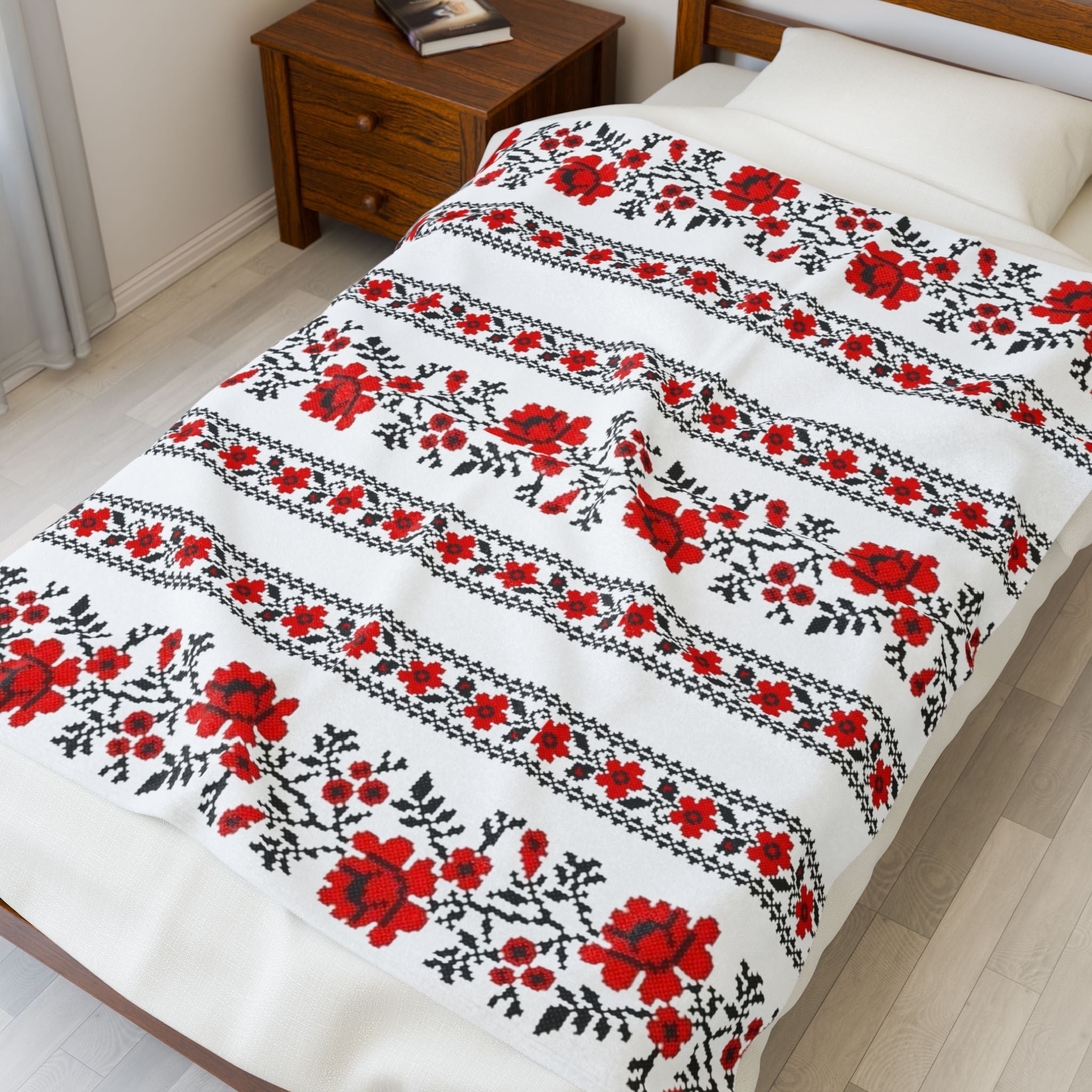 Red Rose Floral Pattern Velveteen Plush Blanket | Striped Botanical Throw