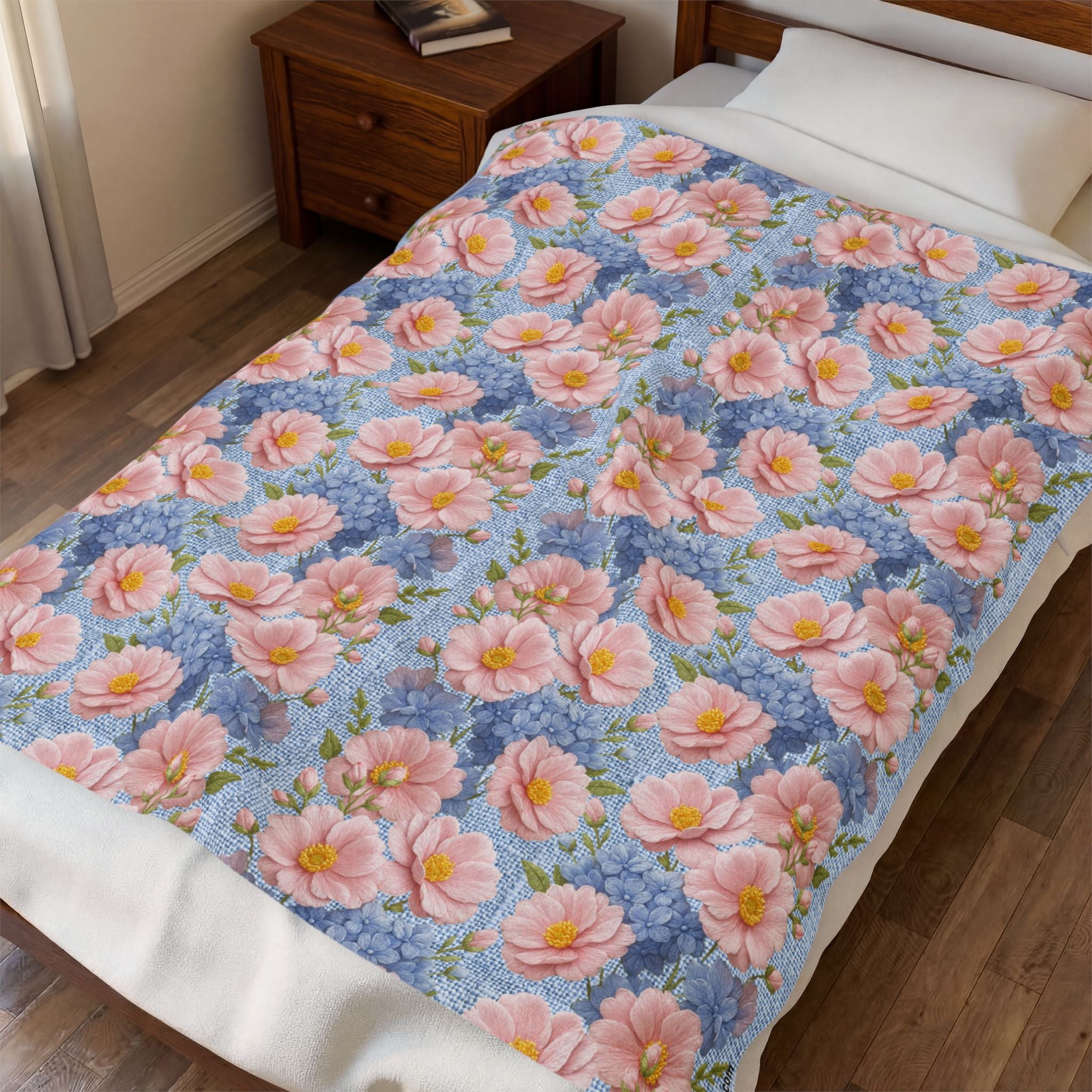 Pink Peony & Blue Hydrangea Plush Blanket | Soft Provence Velveteen Throw
