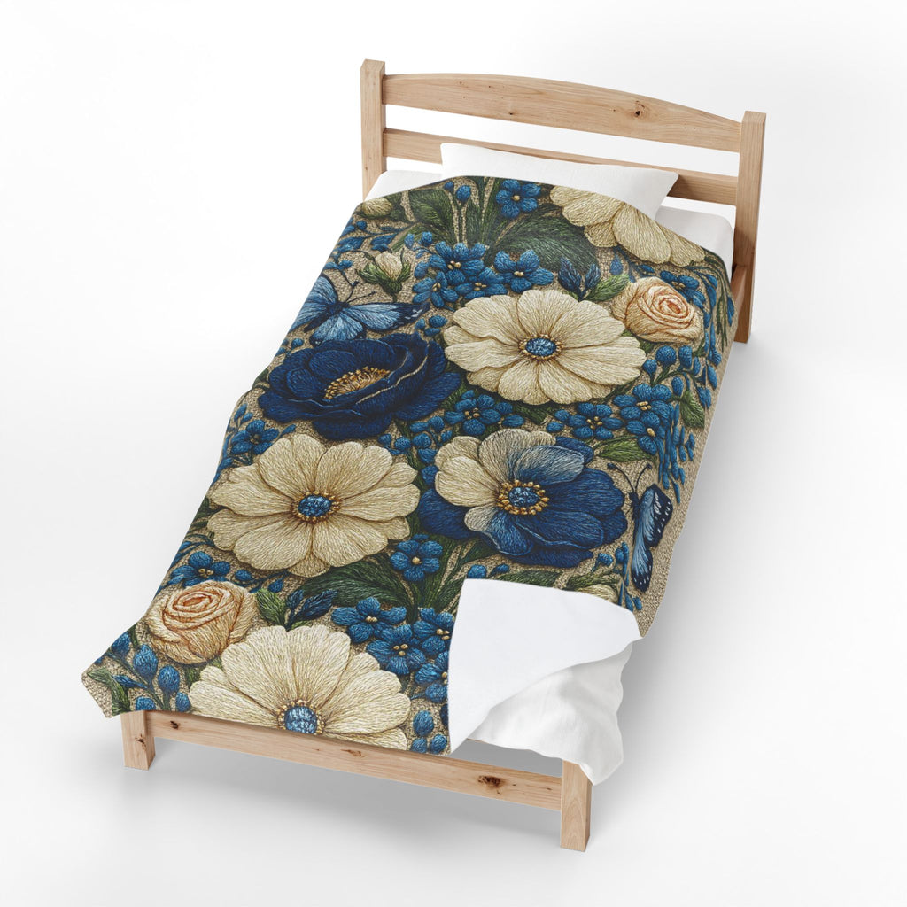 Wild Beauty Floral Velveteen Throw Blanket – Blue & Cream Botanical Design