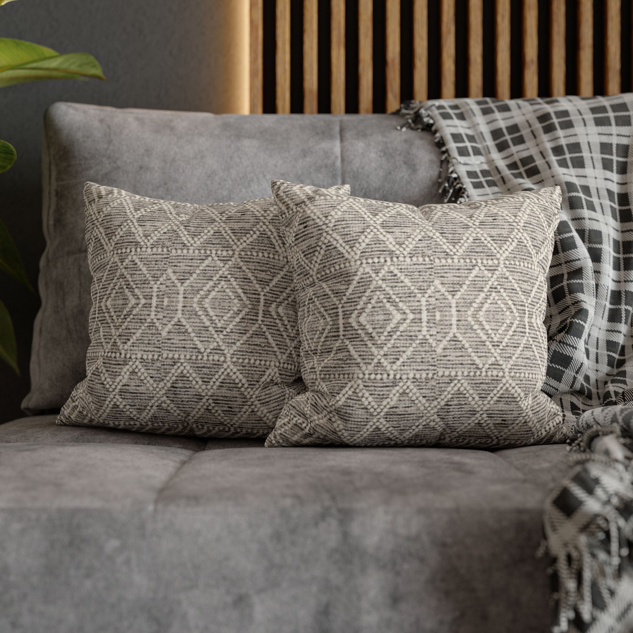 Sand & Stone Diamond Weave Pillow Cover | Farmhouse Heritage Ivory Cushion