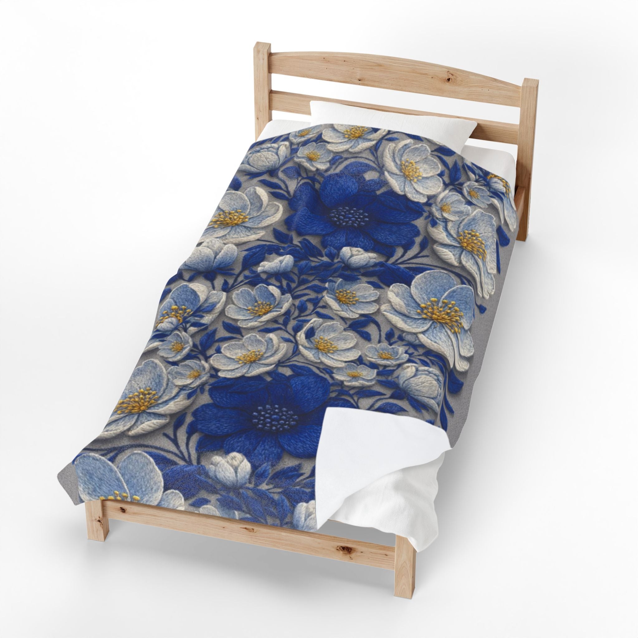 Denim Soul Indigo Floral Velveteen Blanket – Plush Throw for Bed & Sofa
