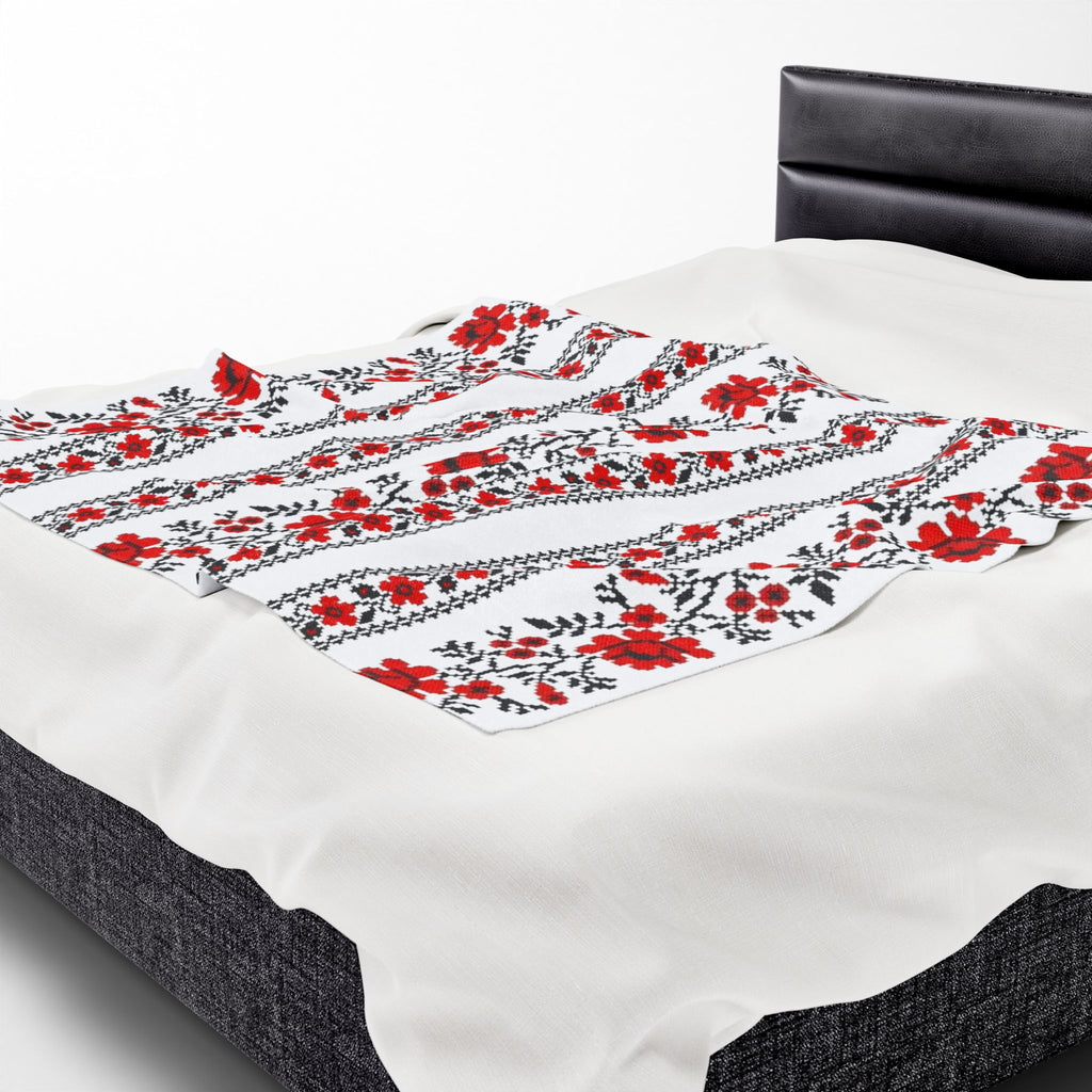 Red Rose Floral Pattern Velveteen Plush Blanket | Striped Botanical Throw