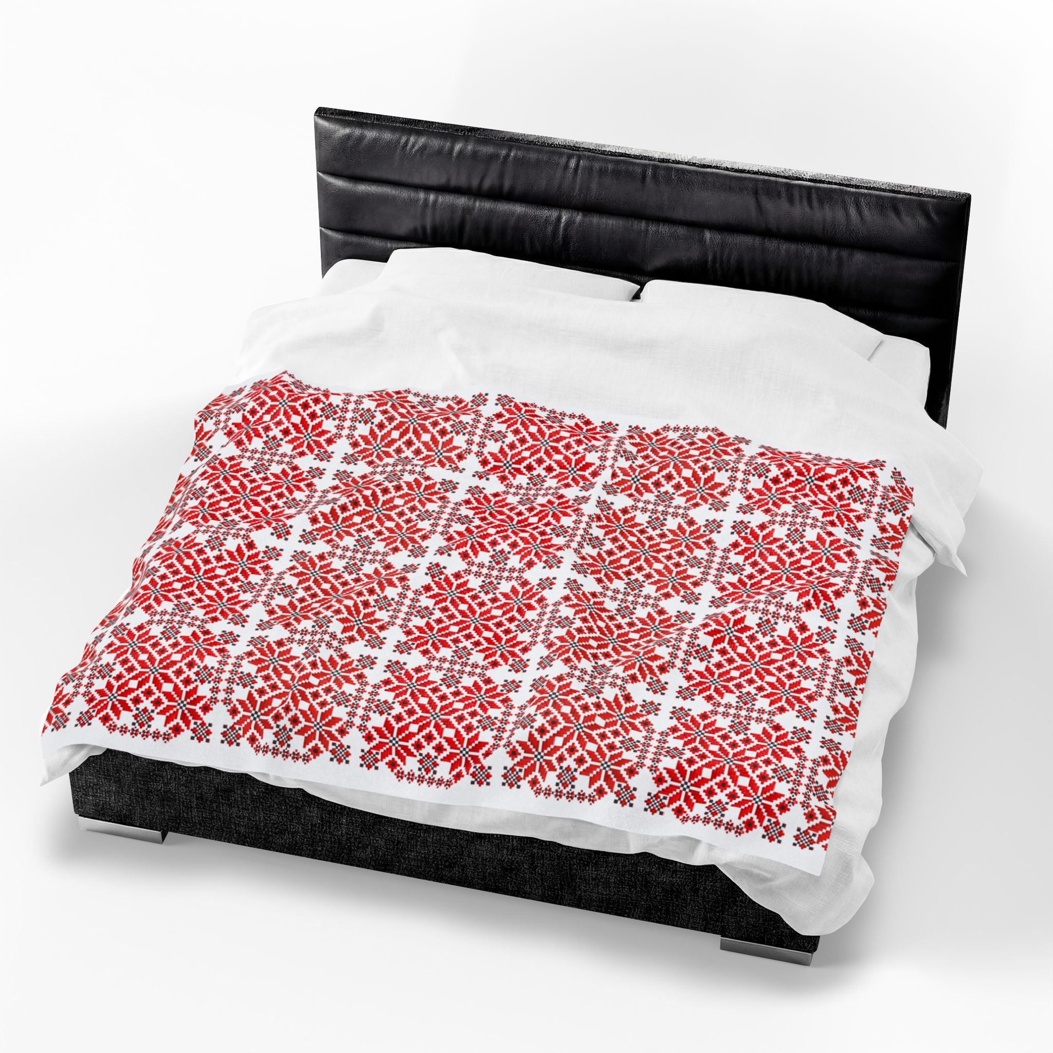 Red Nordic Snowflake Velveteen Plush Blanket — Cozy Holiday Throw