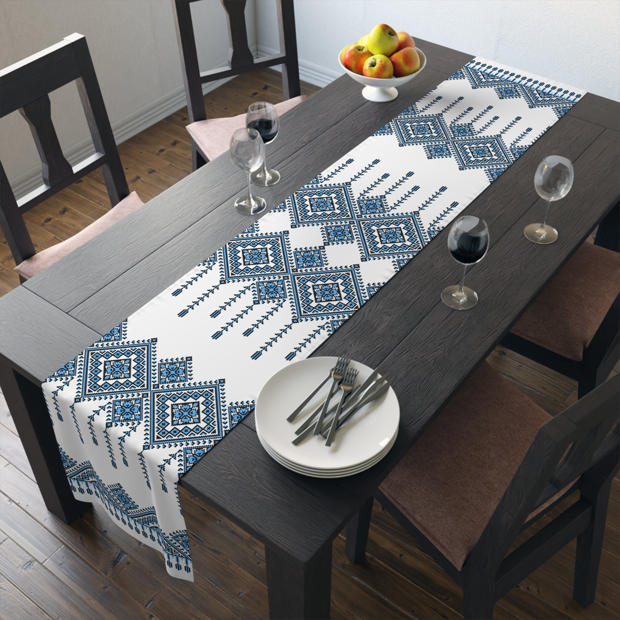 Ukrainian Traditional Folk Pattern Table Runner , Vintage Cottage Style, Dining Home Decor, Holiday Table Setting, housewarming