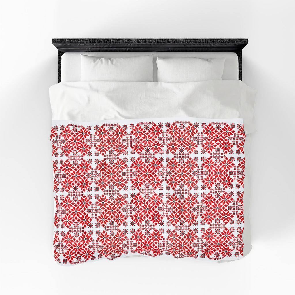 Red Nordic Snowflake Velveteen Plush Blanket — Cozy Holiday Throw